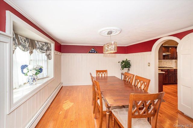 34 Albemarle Road, Westbury, NY 11590