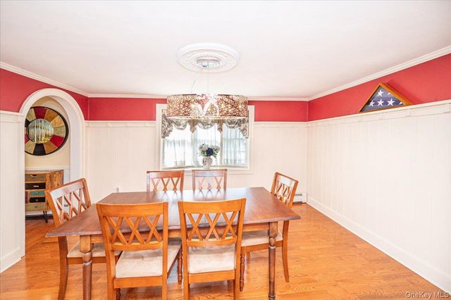 34 Albemarle Road, Westbury, NY 11590