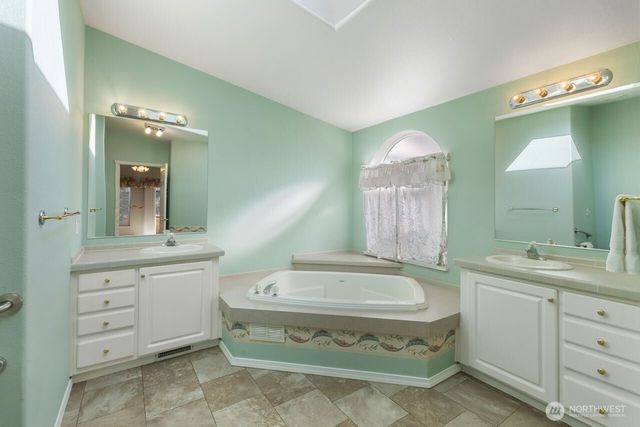 8902 60th Avenue E #79, Puyallup, WA 98371