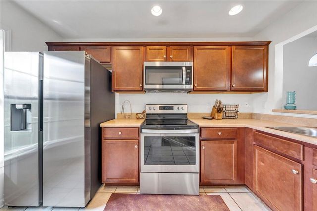 6810 Village Green DR, Roanoke, VA 24019