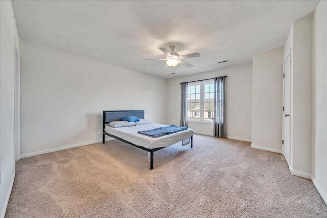 6810 Village Green DR, Roanoke, VA 24019