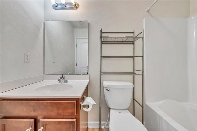 6810 Village Green DR, Roanoke, VA 24019