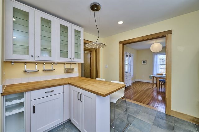 3 Foch St, Cambridge, MA 02140