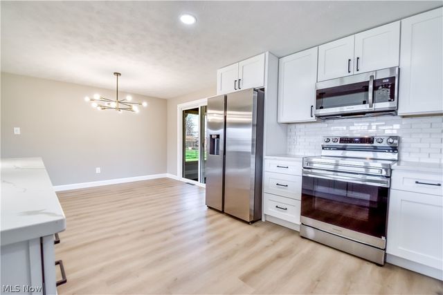 447 Saint Lawrence Boulevard, Eastlake, OH 44095