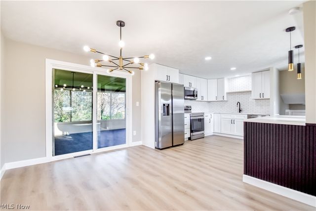 447 Saint Lawrence Boulevard, Eastlake, OH 44095
