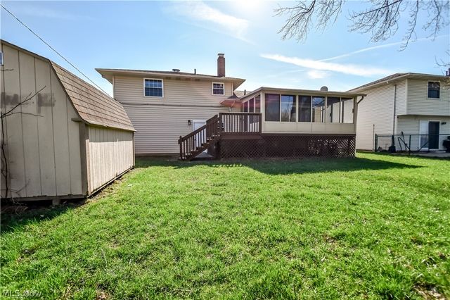 447 Saint Lawrence Boulevard, Eastlake, OH 44095
