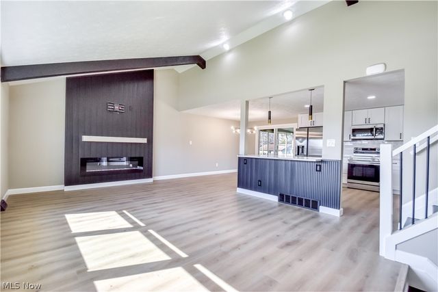447 Saint Lawrence Boulevard, Eastlake, OH 44095