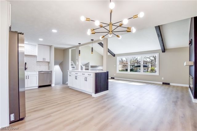 447 Saint Lawrence Boulevard, Eastlake, OH 44095