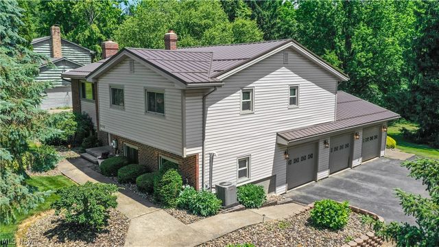 11836 Kenyon Drive, Hiram, OH 44234