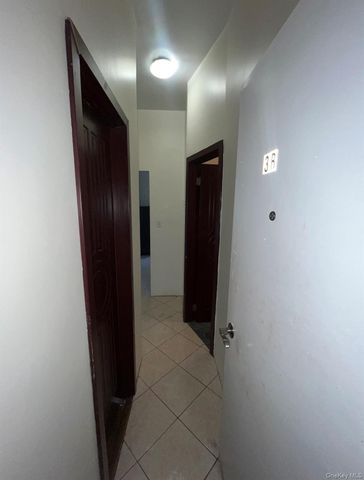 50 Main Street 3R, Yonkers, NY 10701