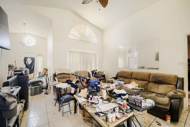 102 CARLISLE COURT, Kissimmee, FL 34758