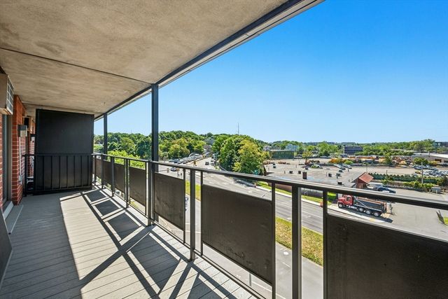 585 Revere Beach Pkwy 509, Revere, MA 02151