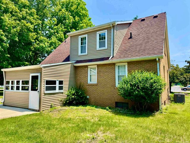 3401 Pleasant Plain Avenue, Elkhart, IN 46517