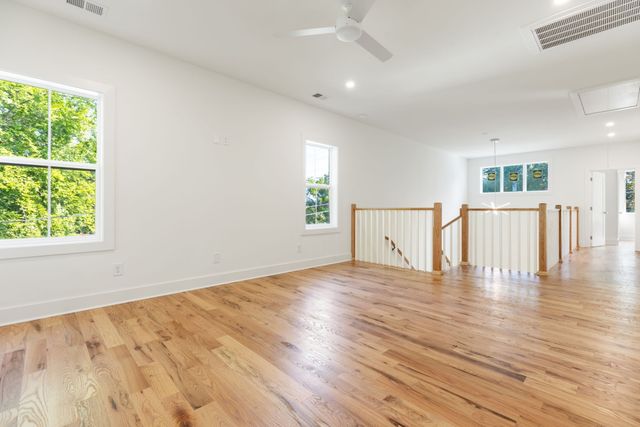 413 Achievement Dr, Nashville, TN 37209