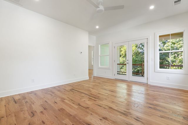 413 Achievement Dr, Nashville, TN 37209