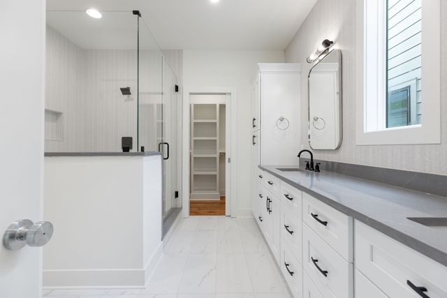 413 Achievement Dr, Nashville, TN 37209