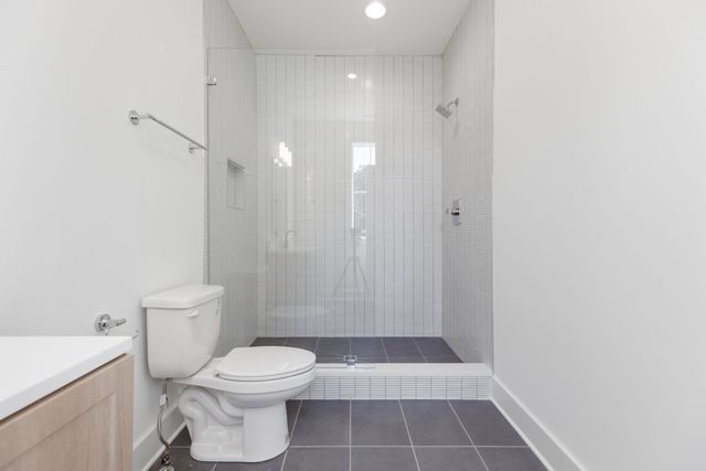 413 Achievement Dr, Nashville, TN 37209