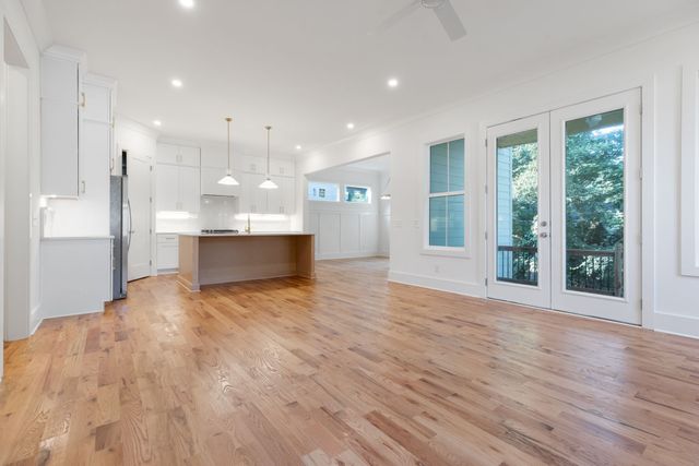 413 Achievement Dr, Nashville, TN 37209