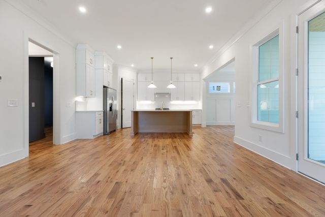 413 Achievement Dr, Nashville, TN 37209