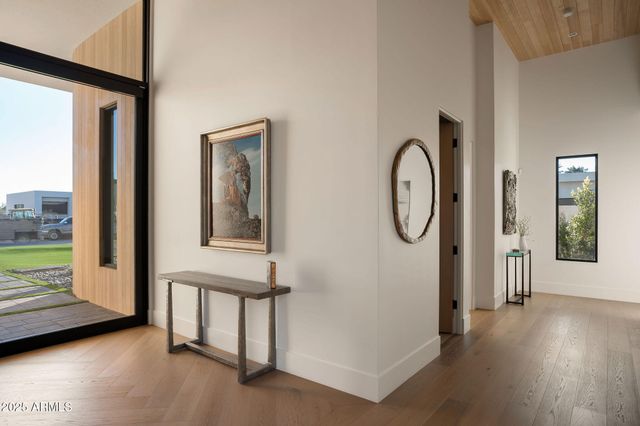 7034 E PARADISE Drive, Scottsdale, AZ 85254