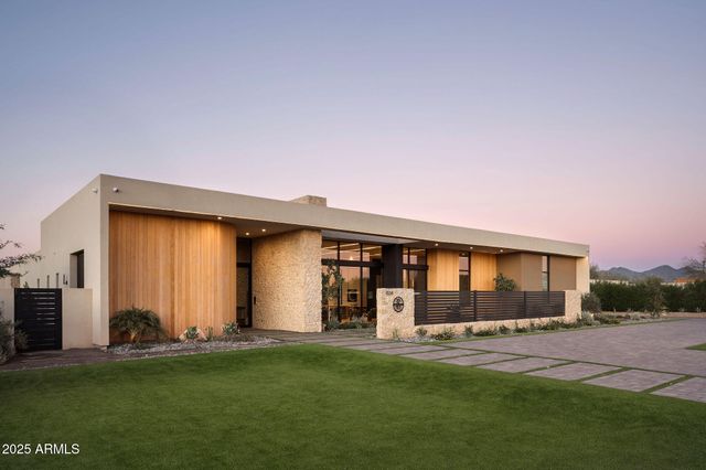 7034 E PARADISE Drive, Scottsdale, AZ 85254