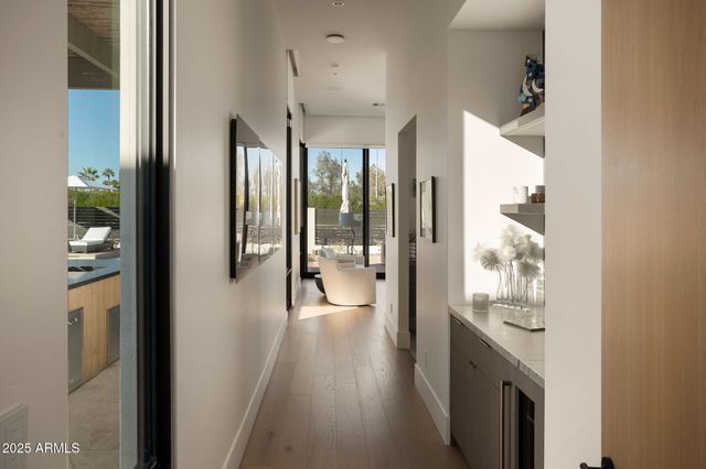 7034 E PARADISE Drive, Scottsdale, AZ 85254