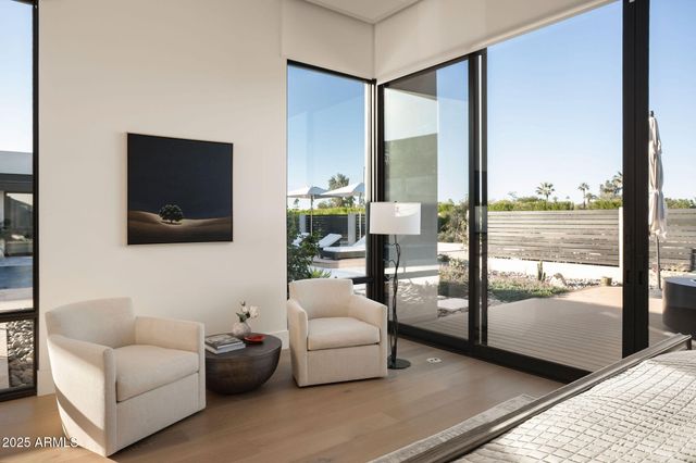 7034 E PARADISE Drive, Scottsdale, AZ 85254