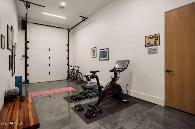 7034 E PARADISE Drive, Scottsdale, AZ 85254