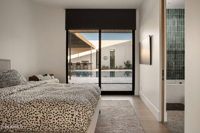 7034 E PARADISE Drive, Scottsdale, AZ 85254