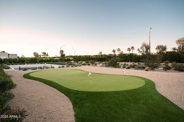 7034 E PARADISE Drive, Scottsdale, AZ 85254