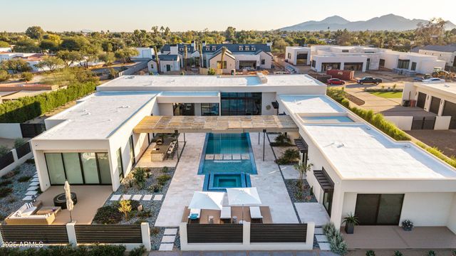 7034 E PARADISE Drive, Scottsdale, AZ 85254