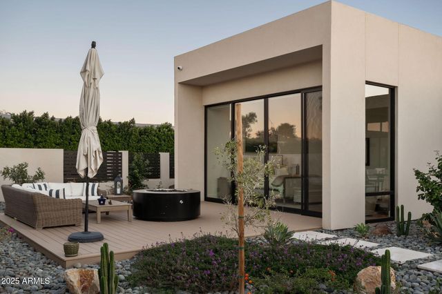 7034 E PARADISE Drive, Scottsdale, AZ 85254