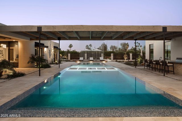 7034 E PARADISE Drive, Scottsdale, AZ 85254