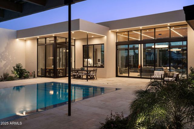 7034 E PARADISE Drive, Scottsdale, AZ 85254