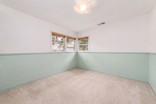 19 N Seminary Avenue, Park Ridge, IL 60068