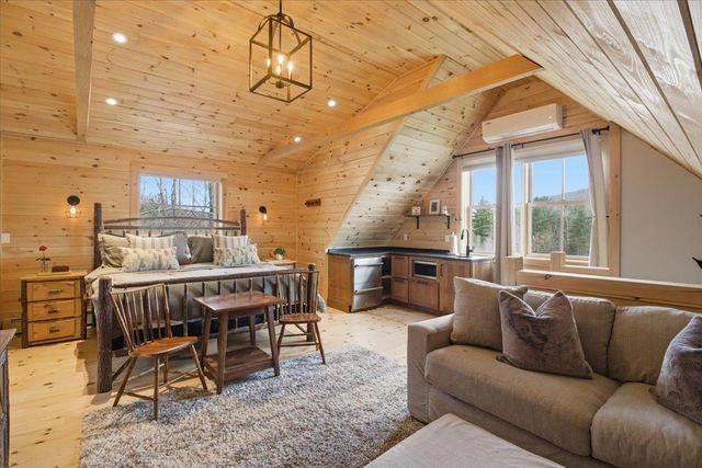 177 Old Tavern Road, Weston, VT 05161