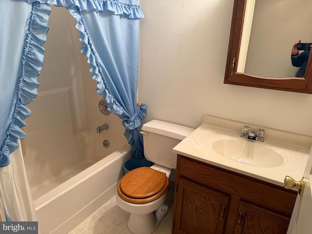 340 ESTATE RD, Boyertown, PA 19512