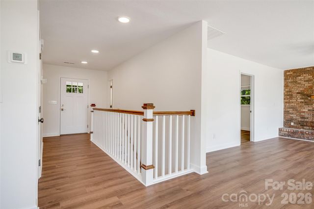 69 Milburn Lane, Hendersonville, NC 28792