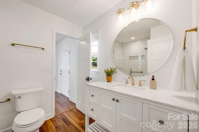69 Milburn Lane, Hendersonville, NC 28792