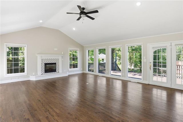 8506 Maple Avenue, Kansas City, MO 64138