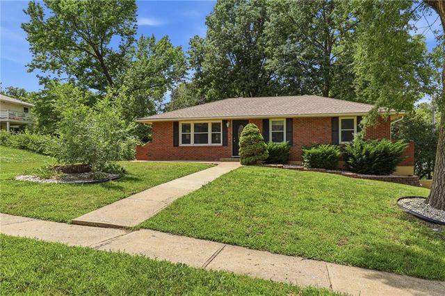 8506 Maple Avenue, Kansas City, MO 64138