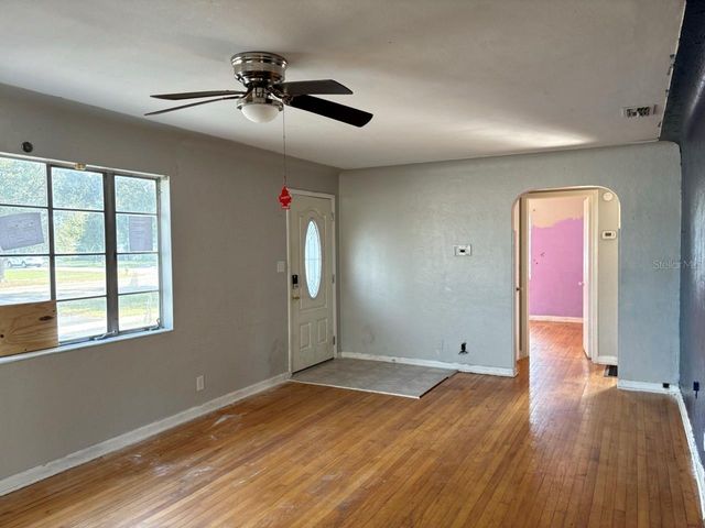 2918 49TH STREET N, St Petersburg, FL 33710