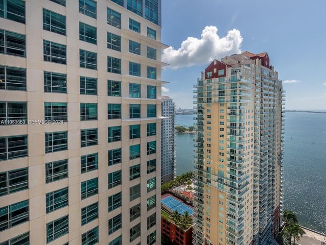 1200 Brickell Bay Dr 3210, Miami, FL 33131