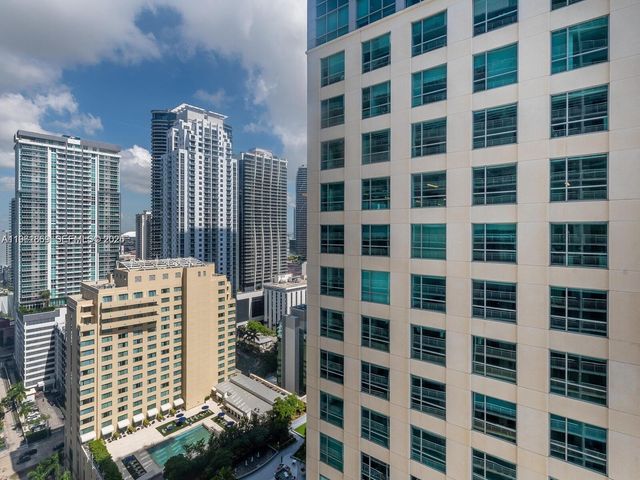 1200 Brickell Bay Dr 3210, Miami, FL 33131