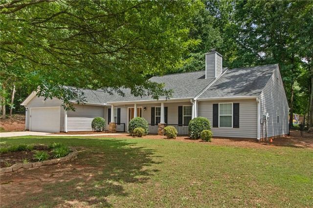 1374 Lance Circle, Winder, GA 30680