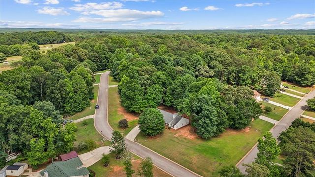 1374 Lance Circle, Winder, GA 30680