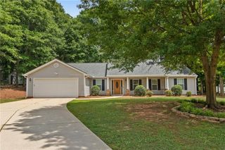 1374 Lance Circle, Winder, GA 30680