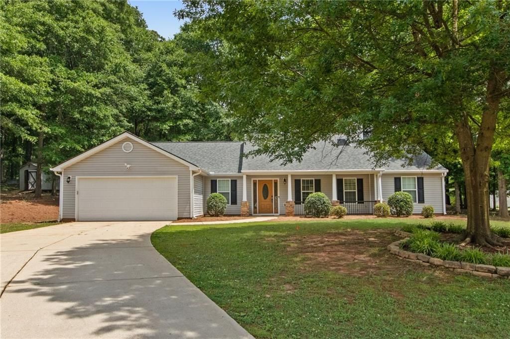 1374 Lance Circle, Winder, GA 30680