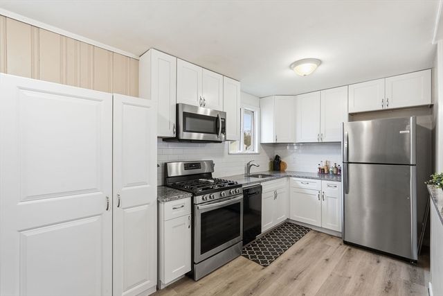 30 Jerilis Dr, Springfield, MA 01119