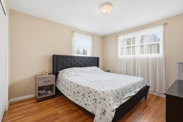 30 Jerilis Dr, Springfield, MA 01119